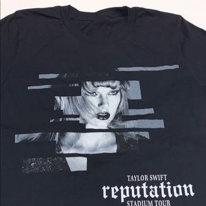 TAYLOR SWIFT SHIRT STADIUM TOUR 2018.